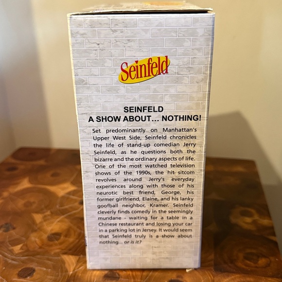 Seinfeld Kramer Painting Bobblehead - Picture 3 of 8